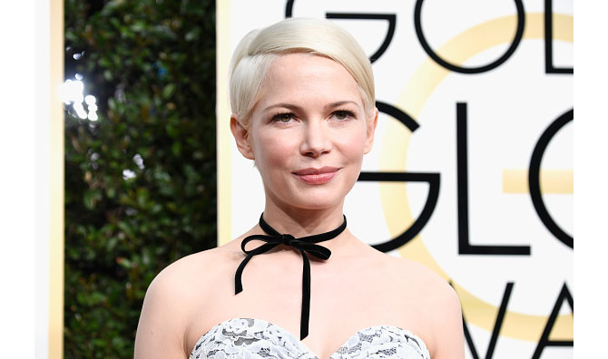 BEVERLY HILLS, CA - JANUARY 08: Actress Michelle Williams attends the 74th Annual Golden Globe Awards at The Beverly Hilton Hotel on January 8, 2017 in Beverly Hills, California. (Photo by Frazer Harrison/Getty Images)