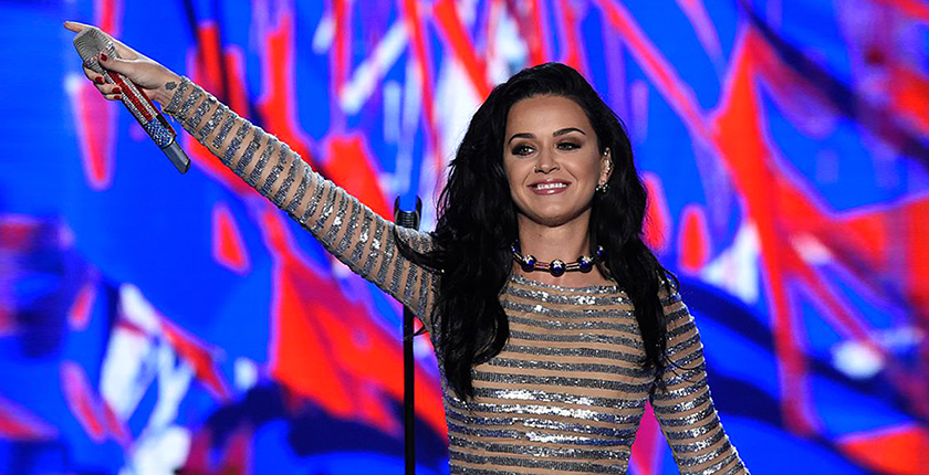 The Adventurine Posts Katy Perry in Red, White and Blue Jewelry