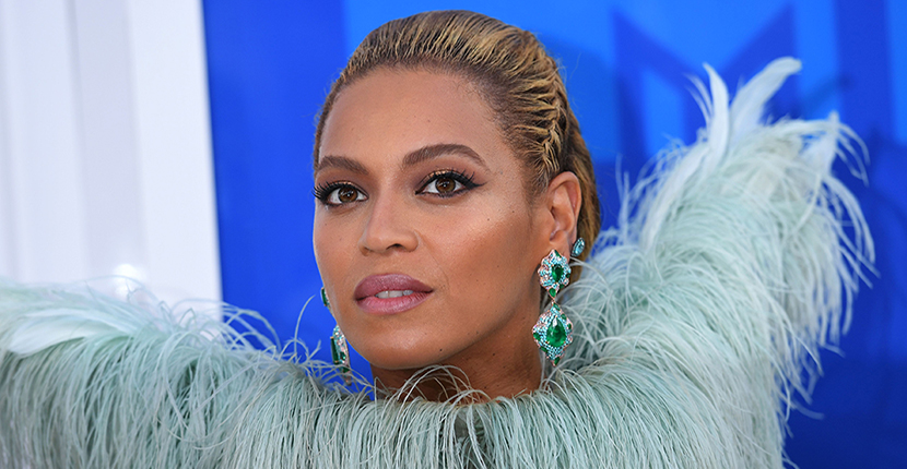 Beyoncé in Lorraine Schwartz earrings at the 2016 VMAs Photo Angela Weiss/Getty Images