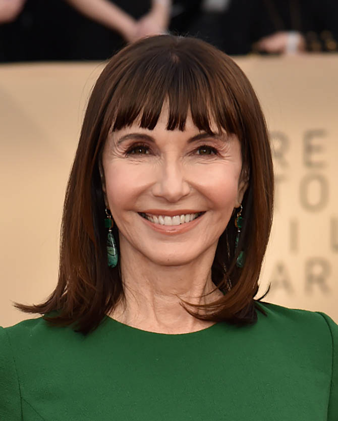 Actor Mary Steenburgen in Irene Neuwirth earrings attends the 24th Annual Screen Actors†Guild Awards at The Shrine Auditorium on January 21, 2018 in Los Angeles, California. (Photo by Jeff Kravitz/FilmMagic)