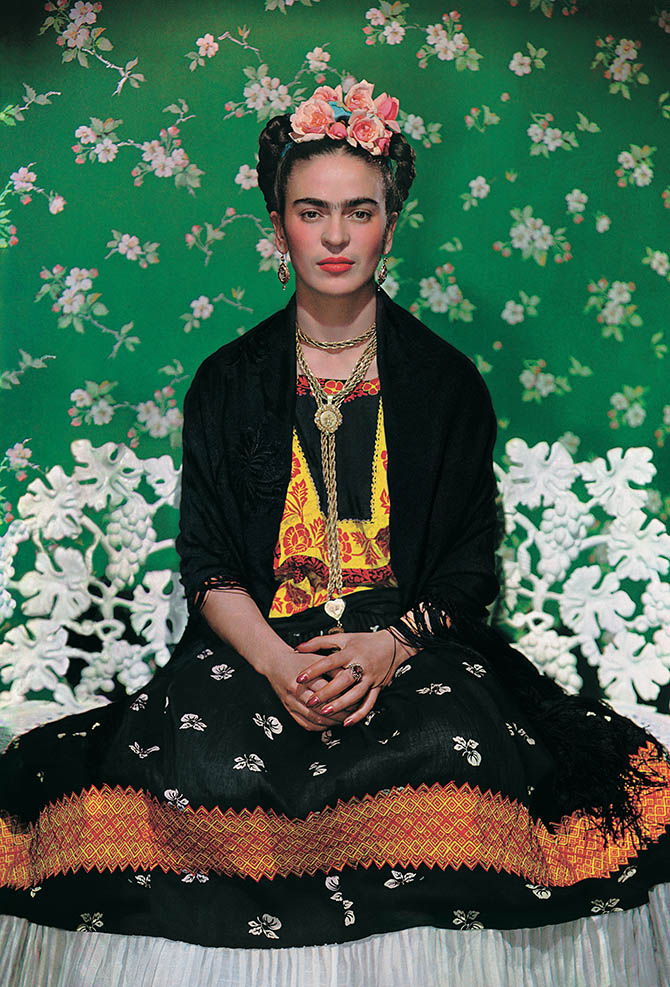 Frida Kahlo on a bench, carbon print, 1938, photo by Nickolas Muray © The Jacques and Natasha Gelman Collection of 20th Century Mexican Art and The Verge,Nickolas Muray Photo Archives