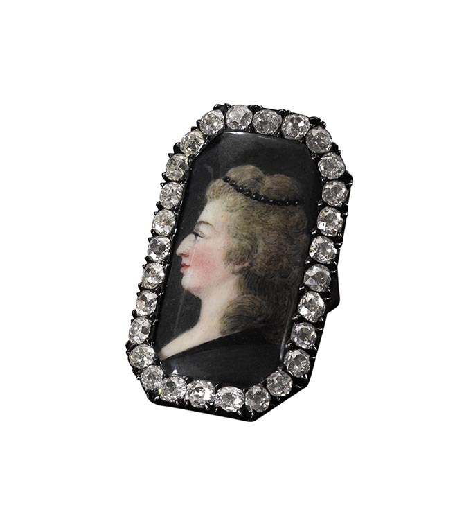 Marie Antoinette Portrait Ring