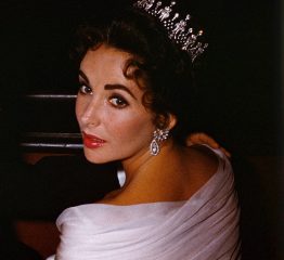 The Adventurine Posts Elizabeth Taylor Wore Her Tiara A Lot in 1957