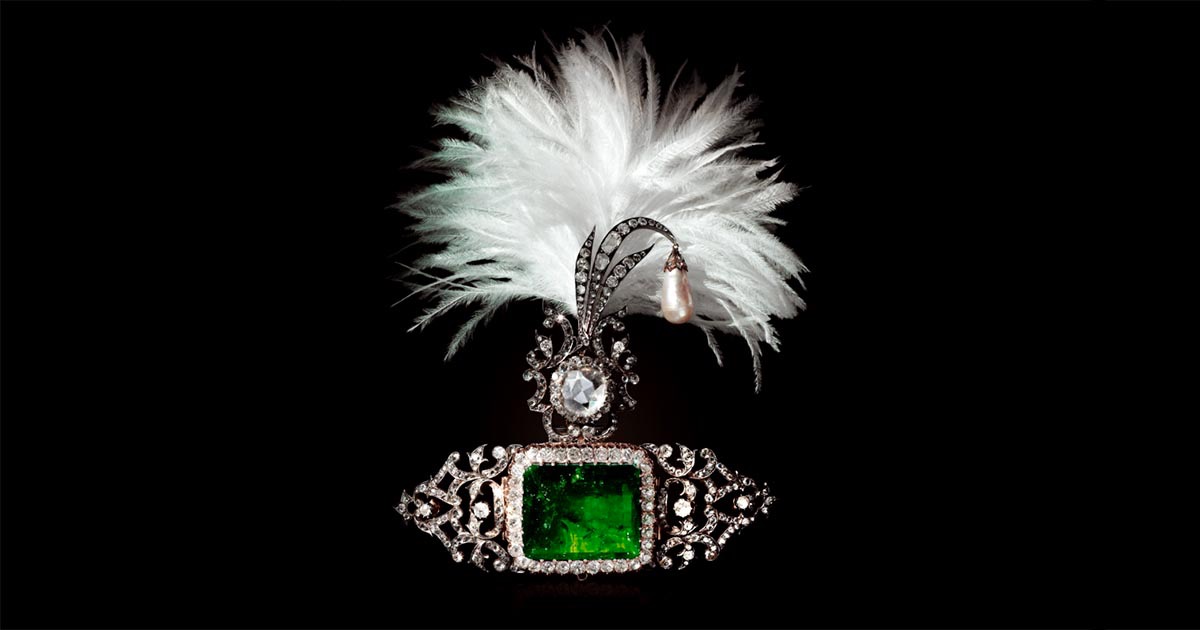 This webinar series is for everyone who has a fascination for historical  jewels