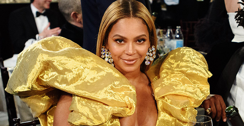 Beyoncé wearing diamond earrings by Lorraine Schwartz at the 2020 Golden Globes