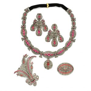 Jewels That Should Have Been In ‘Bridgerton’ | The Adventurine