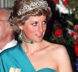 The Adventurine Posts Princess Diana’s Late ’80s to ’90s Jewelry Style