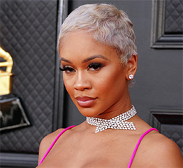 The Adventurine Posts The Best Jewelry at the 2022 Grammys