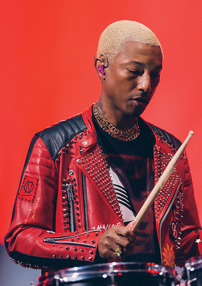 Pharrell: Carbon, Pressure & Time: A Book of Jewels - Art of Living - Books  and Stationery